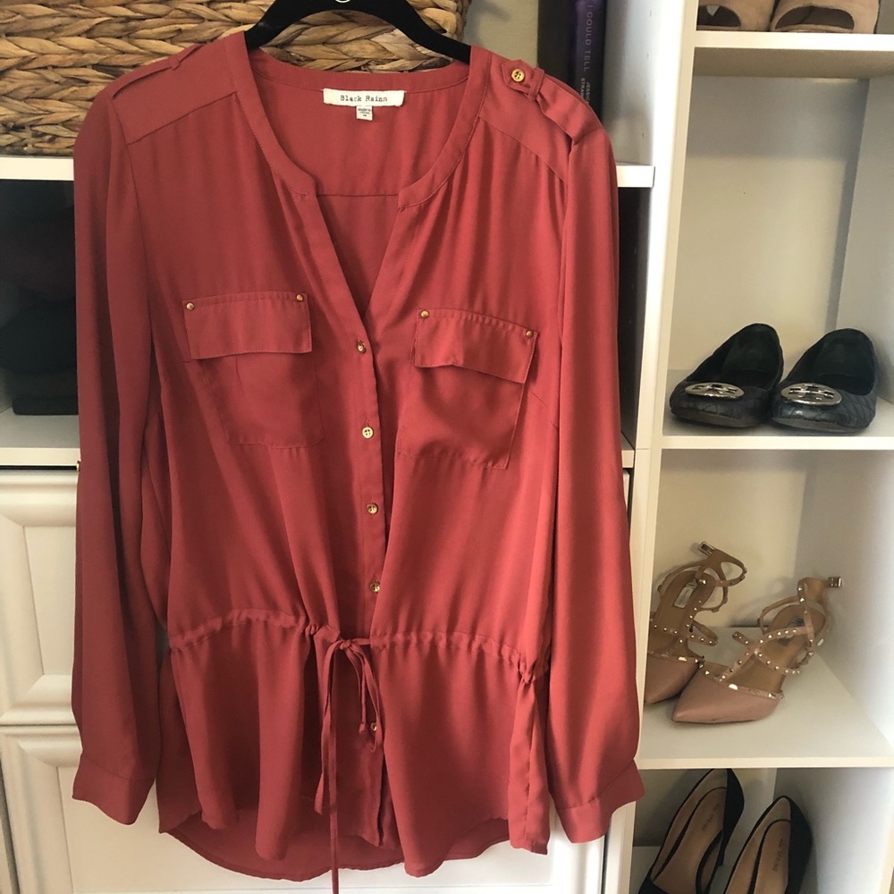 Black Rainn Tie Front Blouse